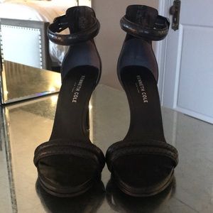 Kenneth Cole Black Leather Strappy Heel